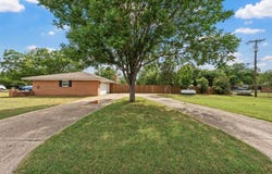 201 Randy Drive, Woodway, TX 76712