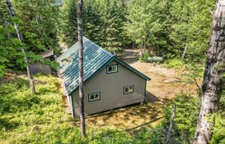 5 Pine Lane, Dallas Plt, ME 04970
