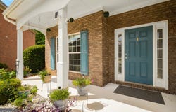 872 Misty View, Lilburn, GA 30047