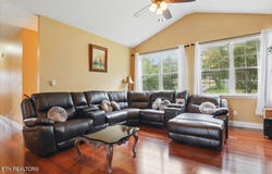 12116 W Kings Gate Rd, Farragut, TN 37934