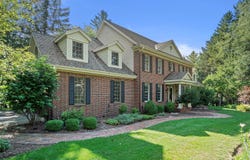 120 Monastery Hill Dr, Oconomowoc, WI 53066