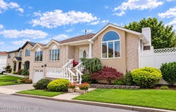 123 Savo Loop, Staten Island, NY 10309