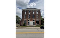 75 S Main Street, Andrews, IN 46702