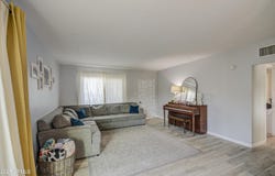 440 S FRASER Drive, Mesa, AZ 85204