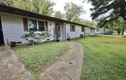 450 S 2ND Street, Glenwood, AR 71943