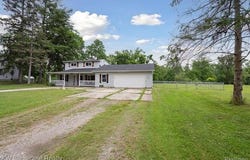 23500 Sans Souci Street, Farmington, MI 48336