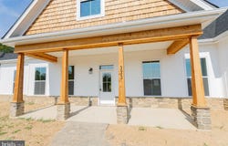GLENAIRE Road lot: 85, BUNKER HILL, WV 25413