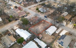 527 Juarez, Uvalde, TX 78801