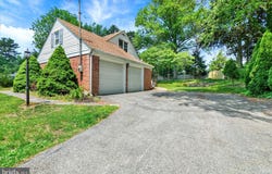 29 MAPLE Road, YORK, PA 17403