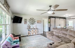 100 S LARAND DRIVE, Holts Summit, MO 65043