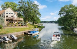 3872 EGRET DRIVE, AKRON, OH 44319
