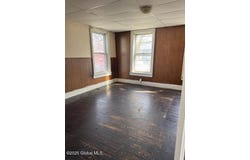 25 N Perry Street, Johnstown, NY 12095