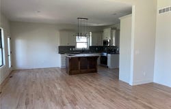 604 Blackhawke Drive, Smithville, MO 64089
