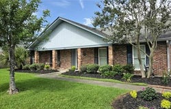 1404 Forest Lane, Sulphur, LA 70663