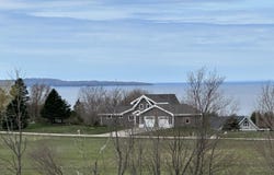 8 Foxview, Charlevoix, MI 49720