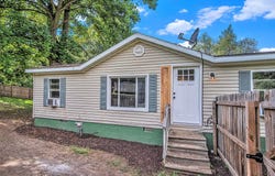 713 Maple Road, Ionia, MI 48846
