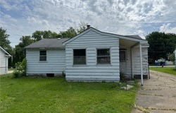 1270 E 348th Street, Eastlake, OH 44095