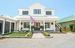 2035 S Wind Trace Rd, Navarre, FL 32566