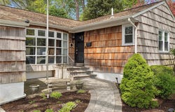 23 Fox Ridge Lane, Locust Valley, NY 11560