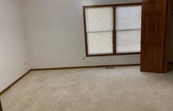 1631 E Lark Street, Springfield, MO 65804