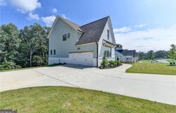 8305 Beryl Overlook, Gainesville, GA 30506