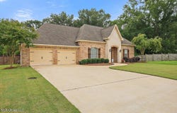 1112 Belle Oak Row, Brandon, MS 39042