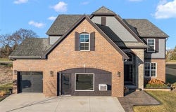 4042 Spring Meadows Drive, Sterling Heights, MI 48314