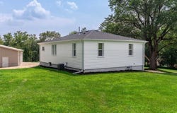 2832 Rushmore Lane, St Joseph, MO 64505