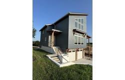 2807 S 14th Avenue, Ozark, MO 65721