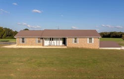 956 Co Rd 95, Moulton, AL 35650