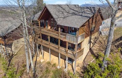 1550 Bears Den Way Way, Sevierville, TN 37876