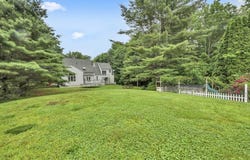 6 Mcgilpin Road, Sturbridge, MA 01566