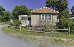 2 5th Avenue, Bourne, MA 02532