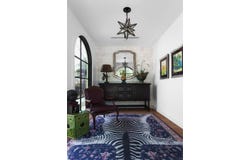 713 E 32nd ST, Austin, TX 78705