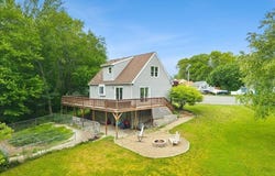 111 Downing Dr, Taunton, MA 02780