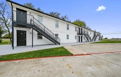 500 Us-75 N, Van Alstyne, TX 75495