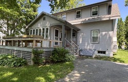 8 Sterling Street, Ellsworth, ME 04605