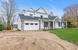 14 Harbor Crest Court, Huntington, NY 11743