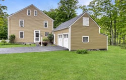 1 Mast Road, Lee, NH 03861