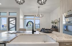 525 Canyon Mist Dr, Twin Falls, ID 83301