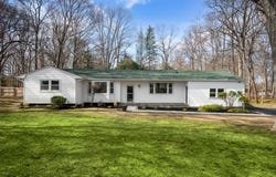 58 Oak Street, Smithtown, NY 11787