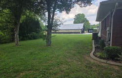 1015 Mount Holly rd, Fairdale, KY 40118