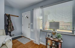 216 Bonnie Leslie Avenue, Bellevue, KY 41073
