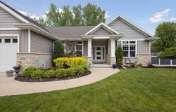 2511 REMINGTON Road, GREEN BAY, WI 54302