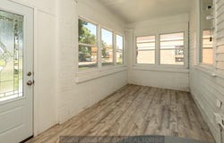 110 E 11th St, Wood River, NE 68883