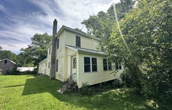 S1664 Farra Road, La Valle, WI 53941