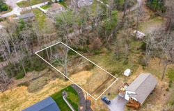 105 Round Table Trail lot: 6, Asheville, NC 28803