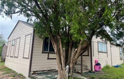 602 Richard Cruz Street, Freer, TX 78357
