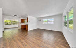 7 N Adams Street, Beverly Hills, FL 34465