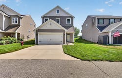 1314 Highland Hill, Lowell, MI 49331